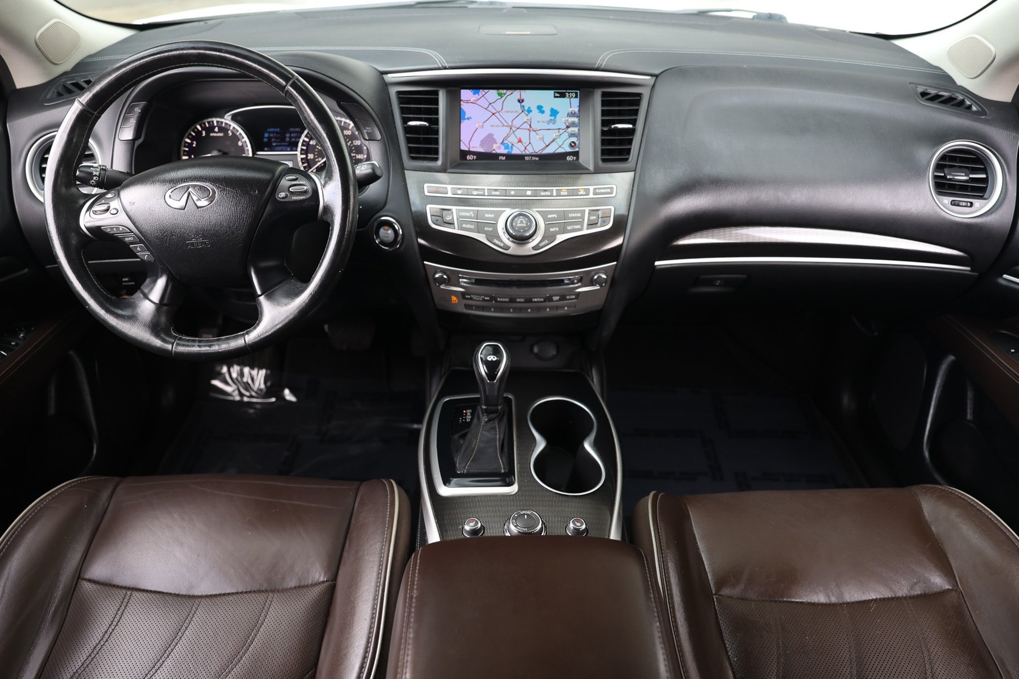 Used 2019 INFINITI QX60 Luxe w/ Essential Package FWD image 2
