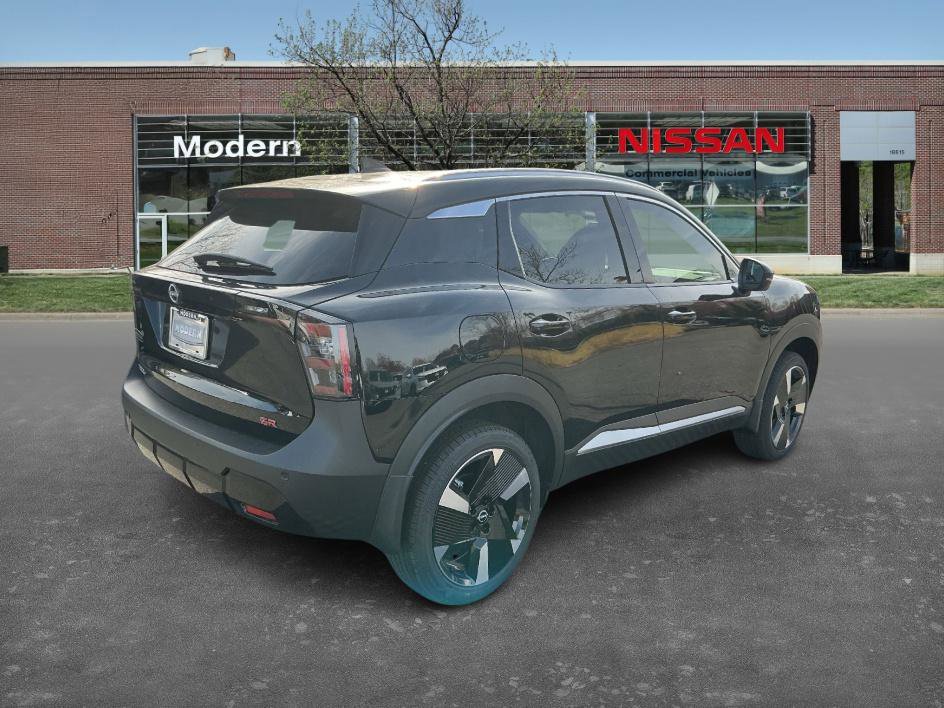 New 2026 Nissan Kicks SR image 4