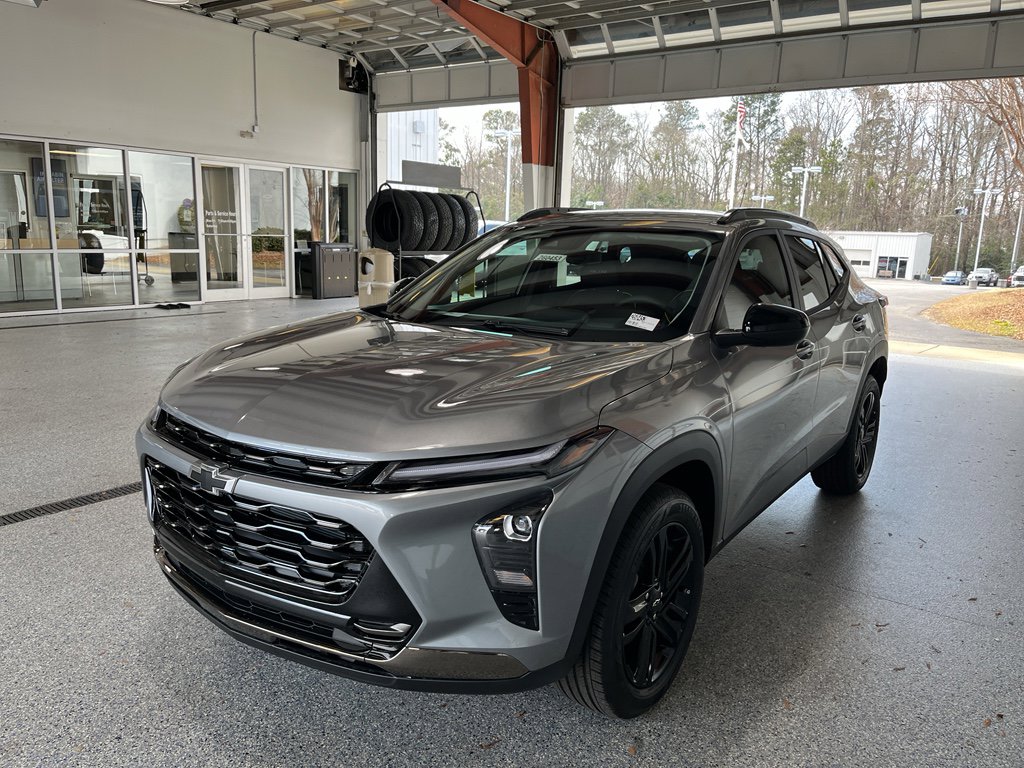New 2026 Chevrolet Trax ACTIV FWD image 4