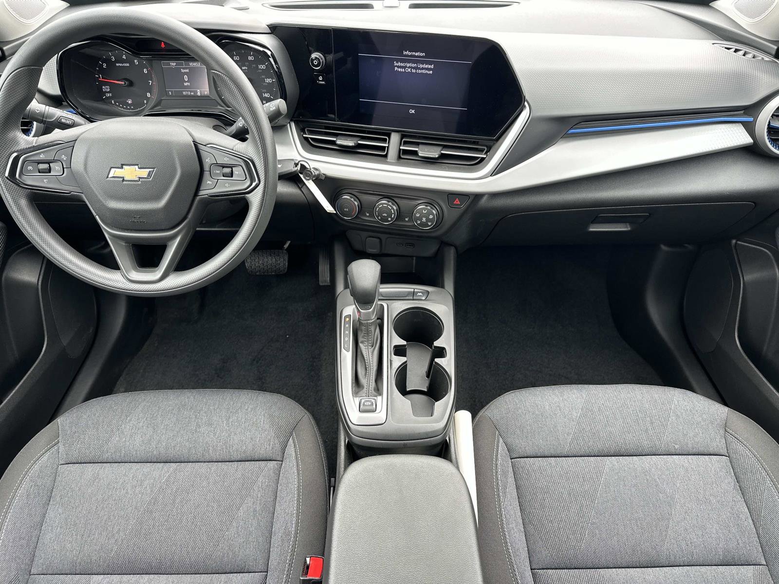 Certified 2024 Chevrolet Trax LS w/ LS Convenience Package FWD image 12