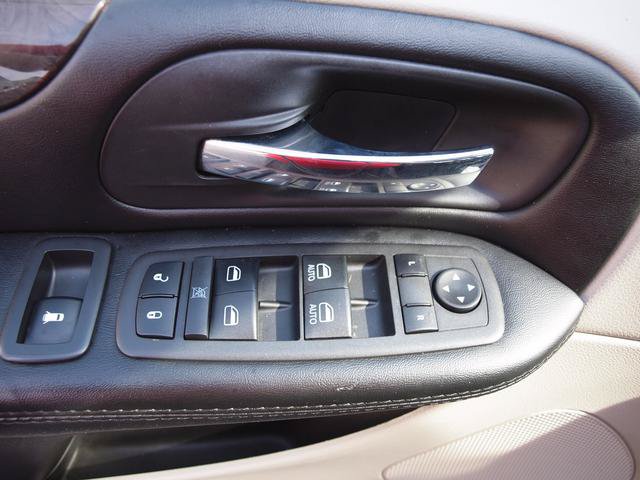 Used 2019 Dodge Grand Caravan SE FWD image 9