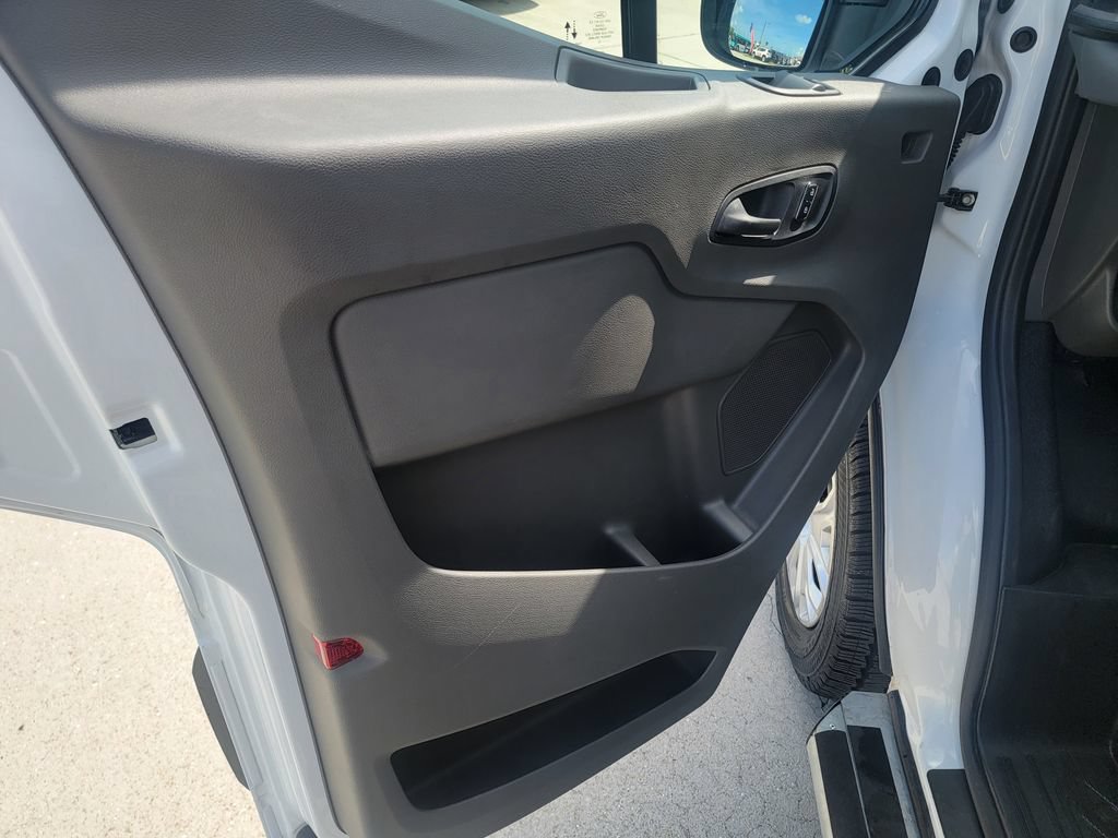 Used 2025 Ford Transit 250 Low Roof w/ Exterior Upgrade Package RWD image 9
