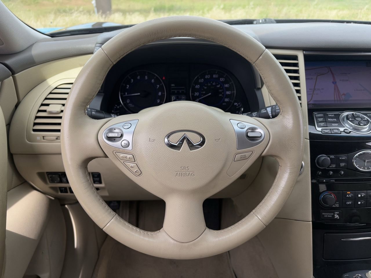 Used 2013 INFINITI FX37 AWD w/ Premium Pkg image 14