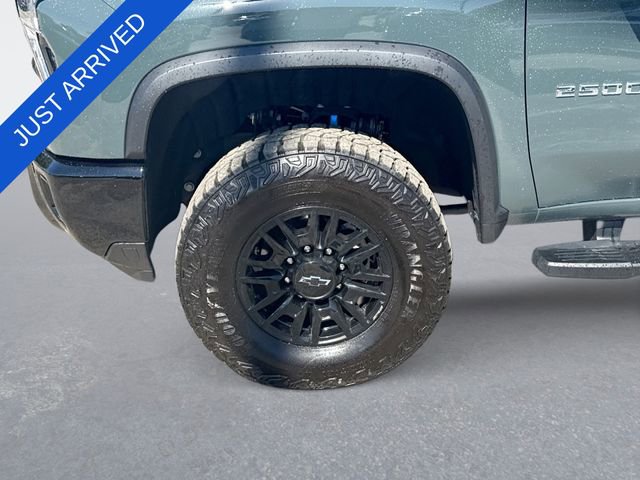 Used 2026 Chevrolet Silverado 2500 ZR2 AWD/4WD image 10