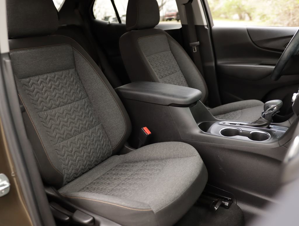 Used 2023 Chevrolet Equinox LT FWD image 27