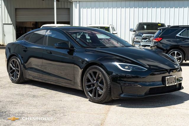 Used 2022 Tesla Model S Plaid image 2