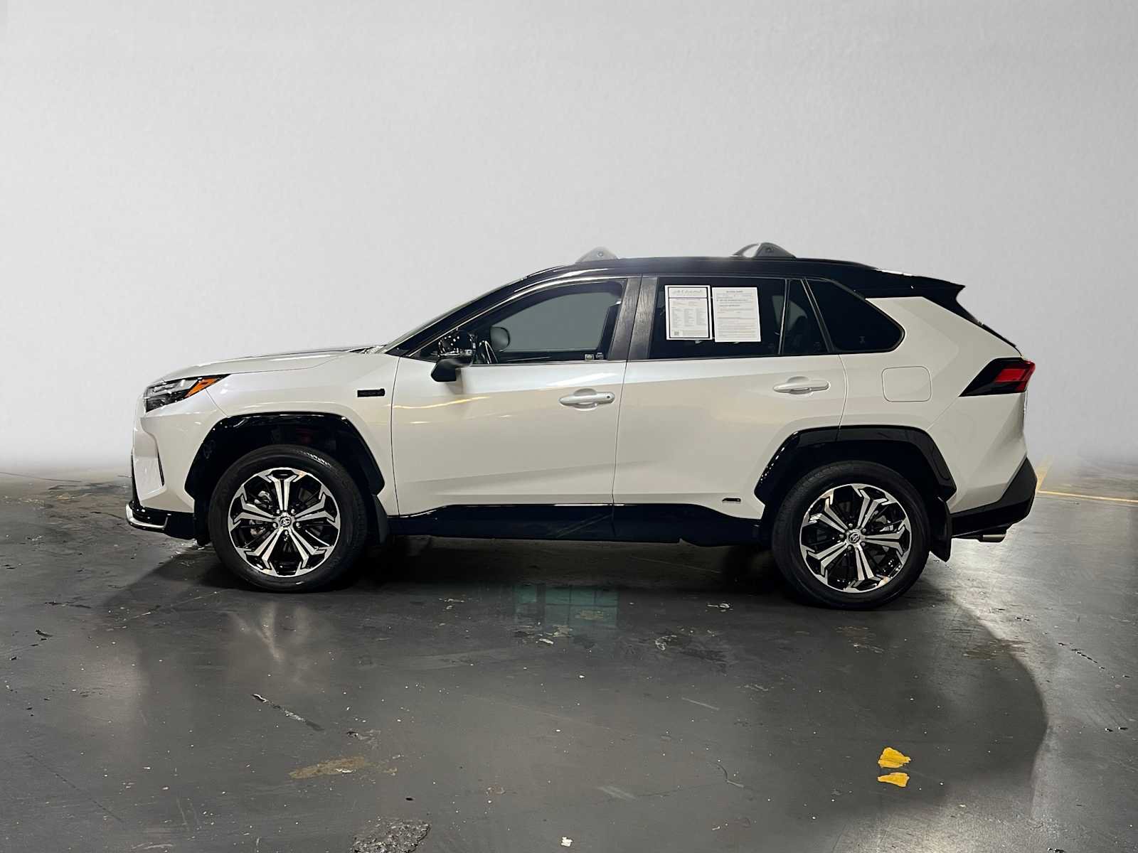 Used 2024 Toyota RAV4 XSE w/ Weather Package AWD/4WD image 6