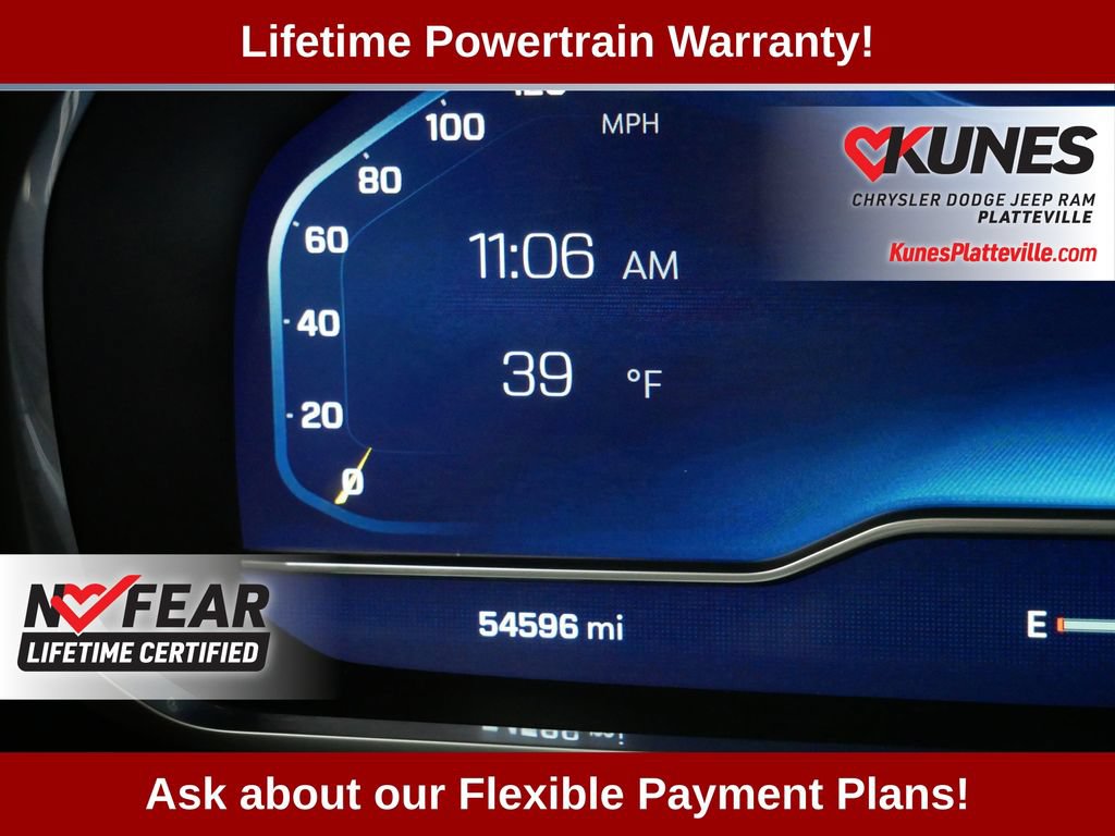 Used 2023 Chevrolet Suburban Premier AWD/4WD image 36