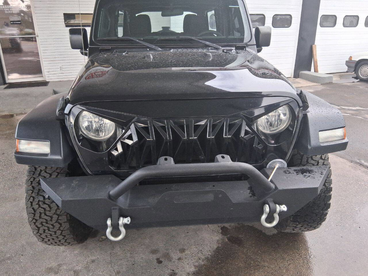 Used 2018 Jeep Wrangler Unlimited Sport image 20