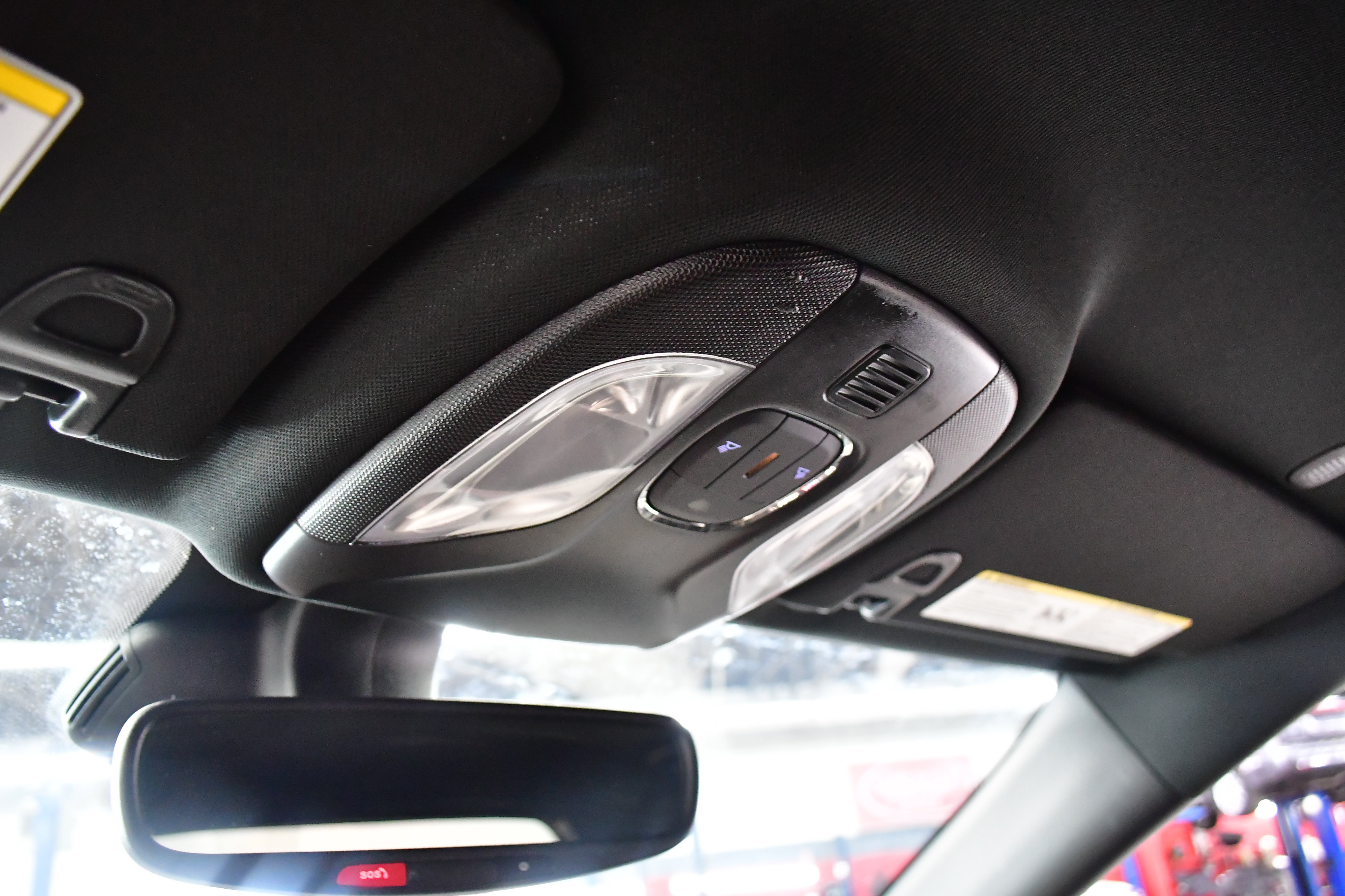 Used 2025 Jeep Compass Limited image 29