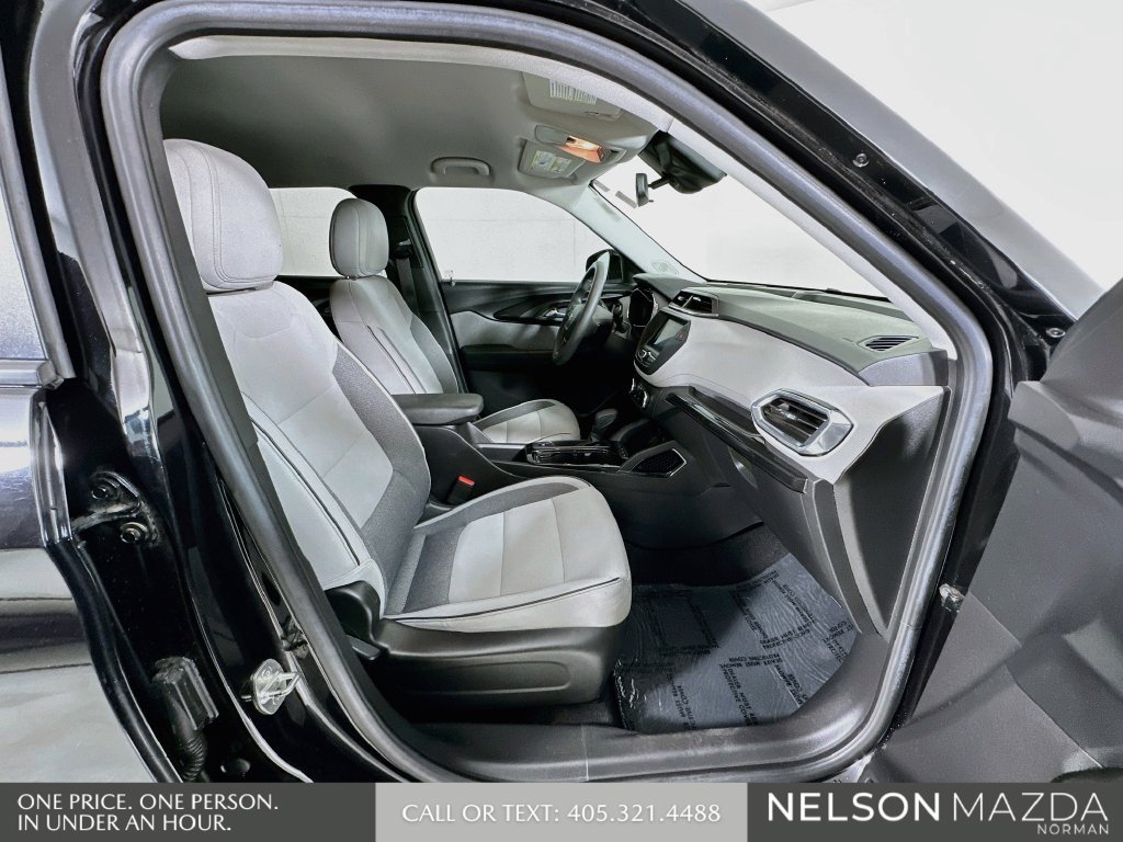 Used 2021 Chevrolet TrailBlazer LT AWD/4WD image 27