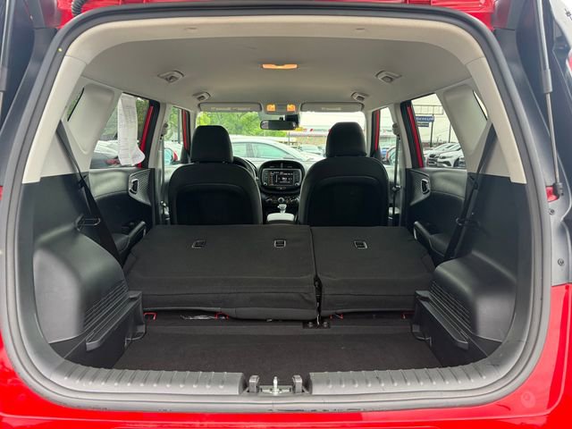 Used 2025 Kia Soul LX w/ LX Technology Package FWD image 7
