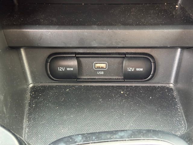 Certified 2025 Kia Soul LX image 20