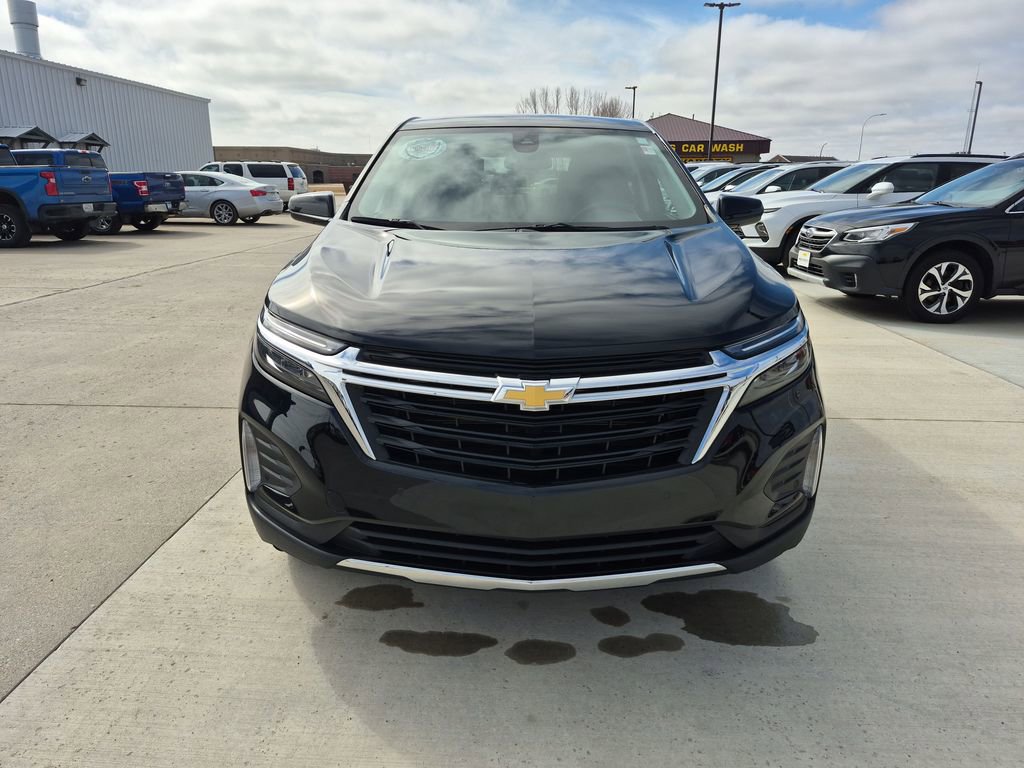 Used 2024 Chevrolet Equinox LT w/ LPO, Floor Liner Package image 8