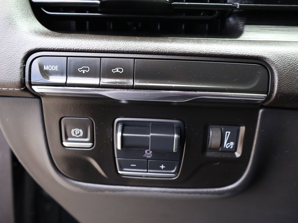 Used 2021 Cadillac Escalade Premium Luxury w/ Driver Assist Tech Package RWD image 45