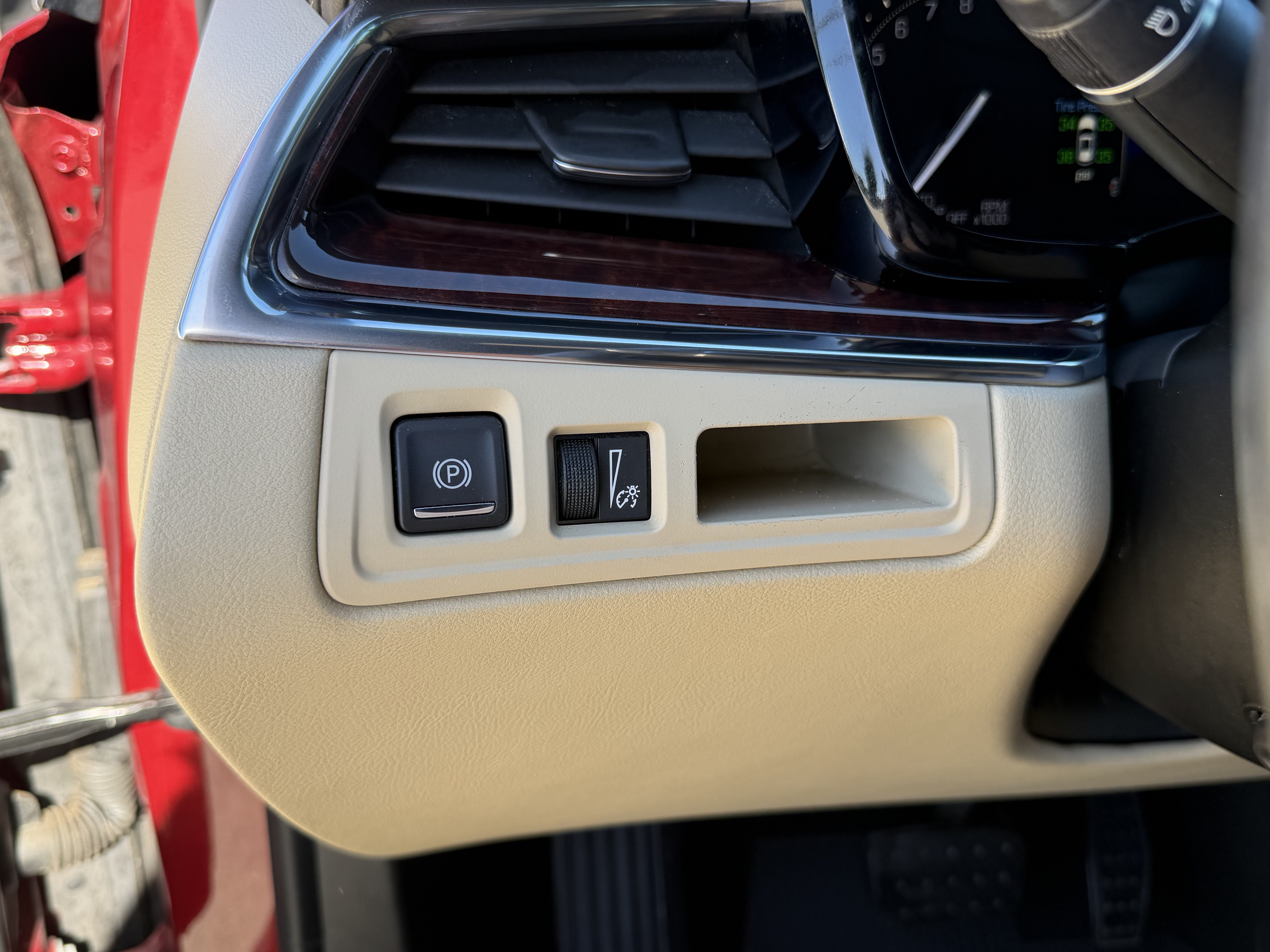 Used 2019 Cadillac XT5 Luxury FWD image 23