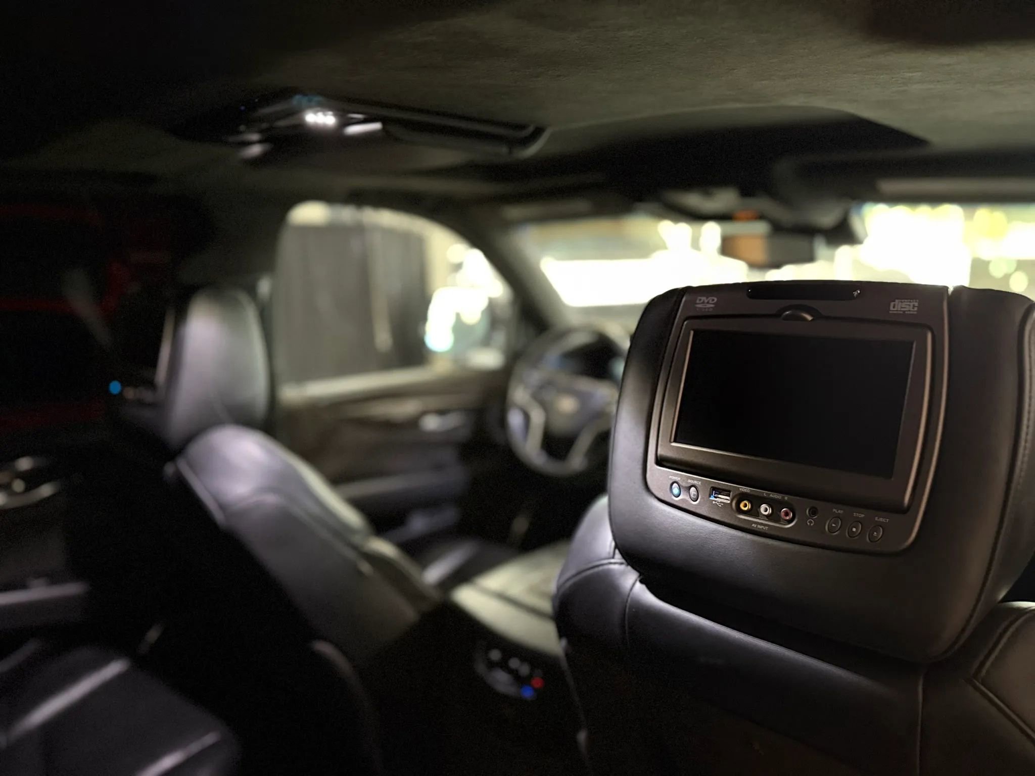 Used 2016 Cadillac Escalade ESV Platinum AWD/4WD image 26