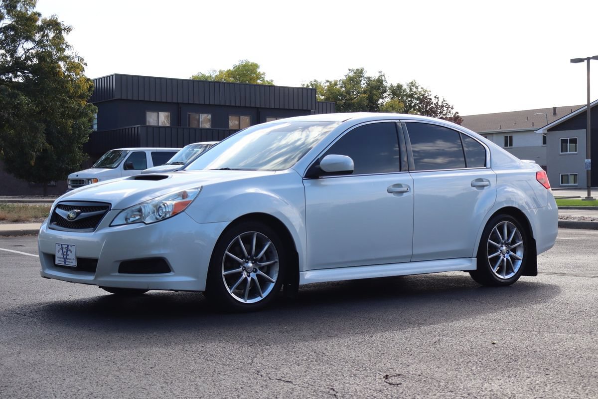 Used 2010 Subaru Legacy 2.5GT Limited AWD/4WD image 11