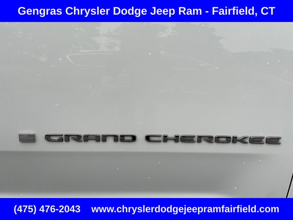 Certified 2023 Jeep Grand Cherokee Laredo X AWD/4WD image 15