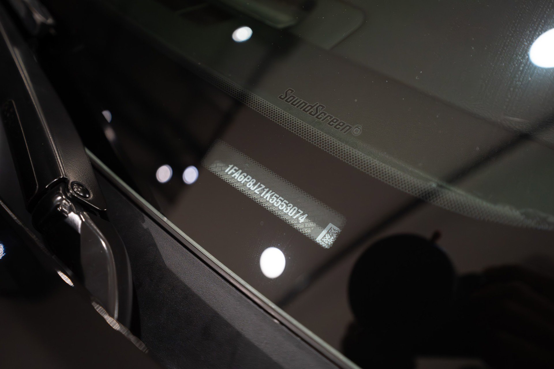 Used 2019 Ford Mustang Shelby GT350R w/ GT350R Equipment Group 920A RWD image 53