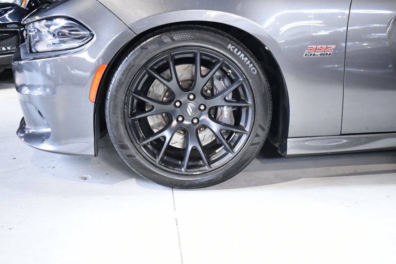Used 2018 Dodge Charger R/T Scat Pack w/ Dynamics Package RWD image 22