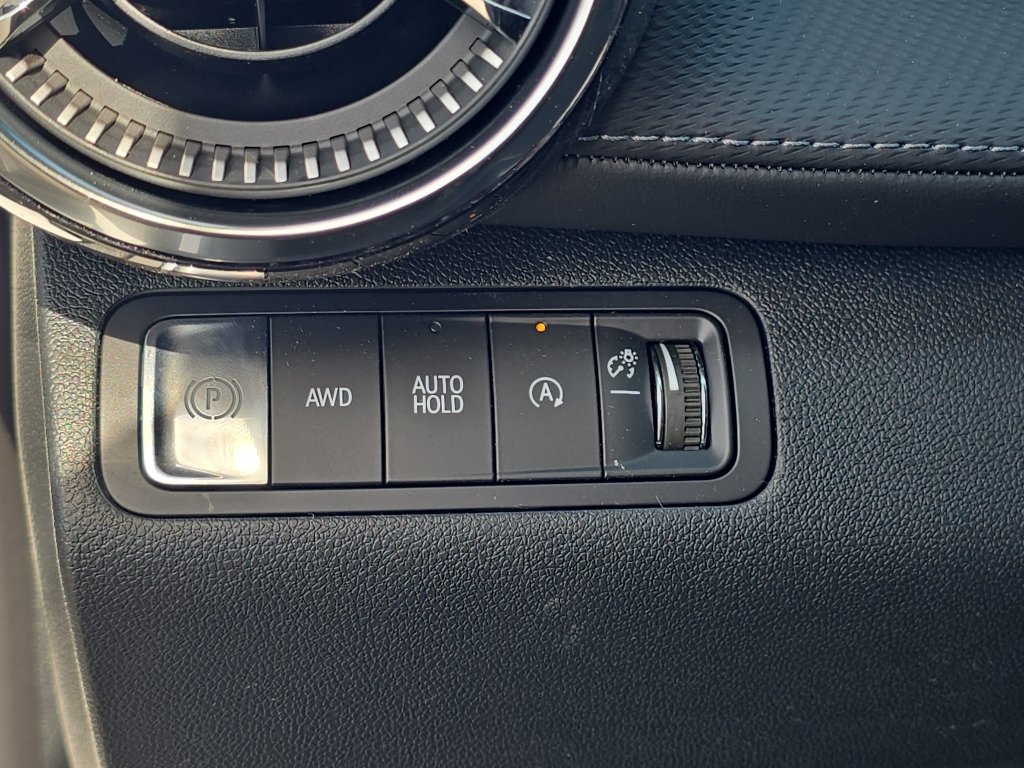 New 2026 Chevrolet Equinox LT w/ Midnight Edition AWD/4WD image 24
