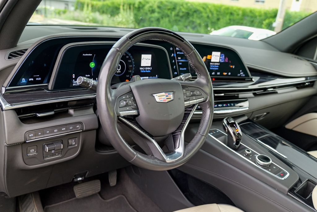 Used 2023 Cadillac Escalade ESV Sport w/ Touring Package AWD/4WD image 21