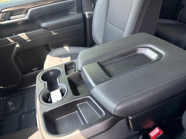 Used 2025 Chevrolet Silverado 2500 LT w/ Convenience Package AWD/4WD image 29