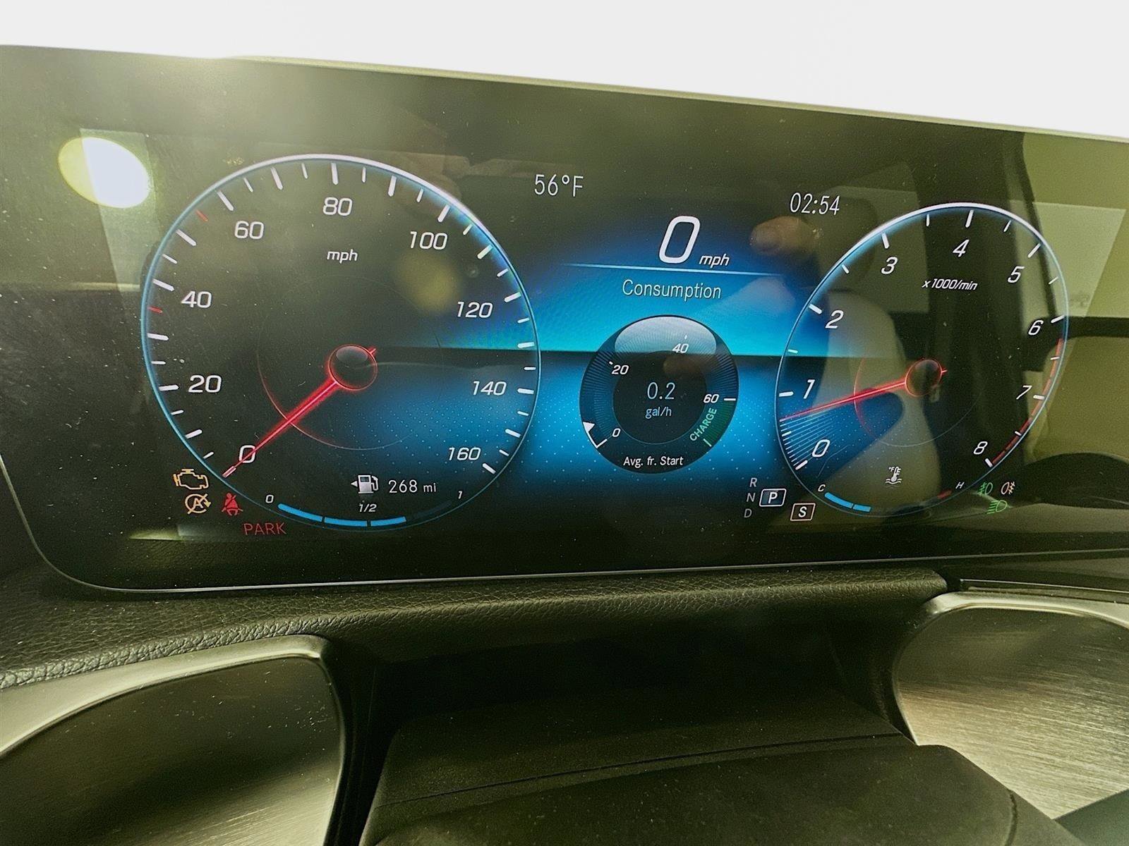 Used 2020 Mercedes-Benz GLB 250 4MATIC image 14