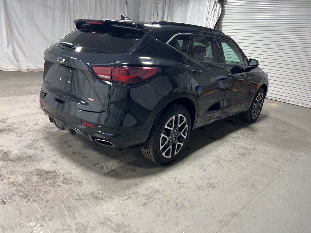 Used 2025 Chevrolet Blazer RS image 7