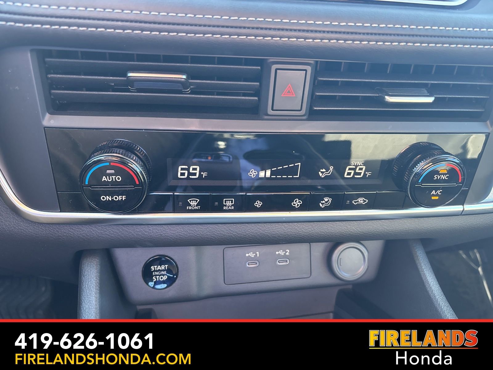 Used 2025 Nissan Rogue SV image 21