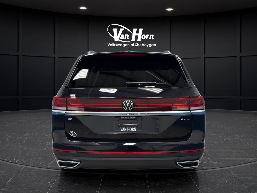 Used 2025 Volkswagen Atlas SE image 6