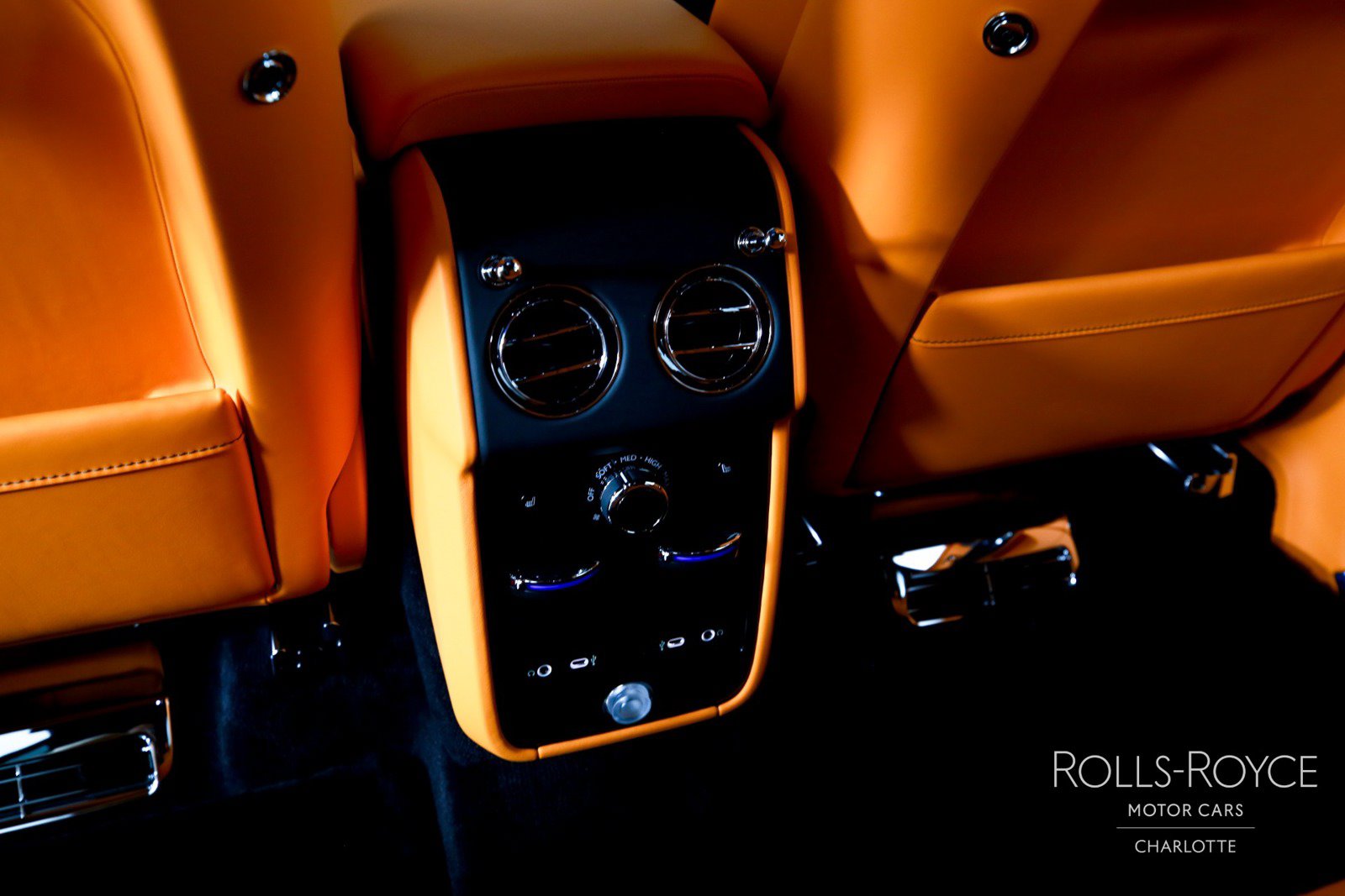New 2027 Rolls-Royce Cullinan Black Badge AWD/4WD image 22