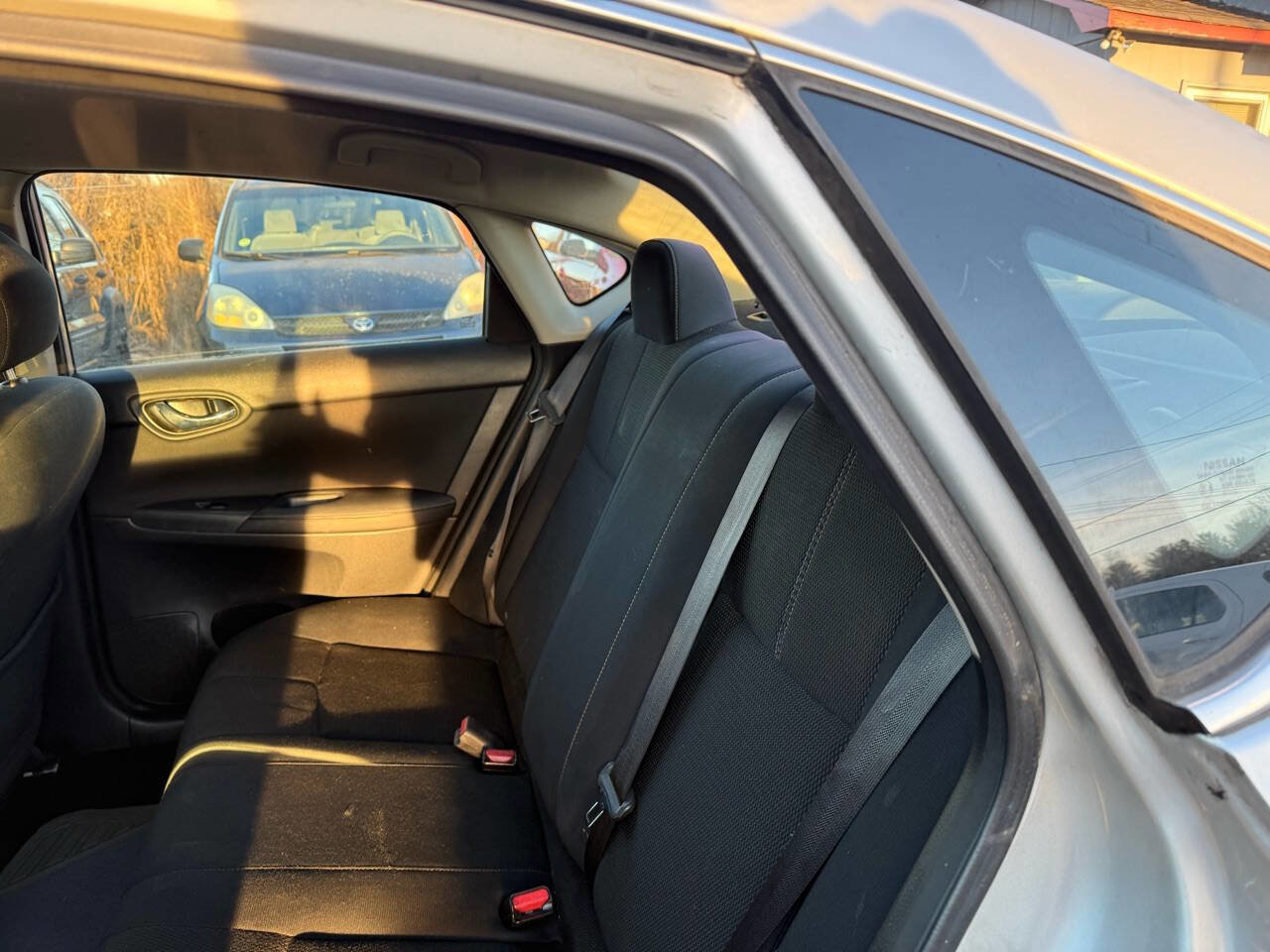 Used 2017 Nissan Sentra S image 18