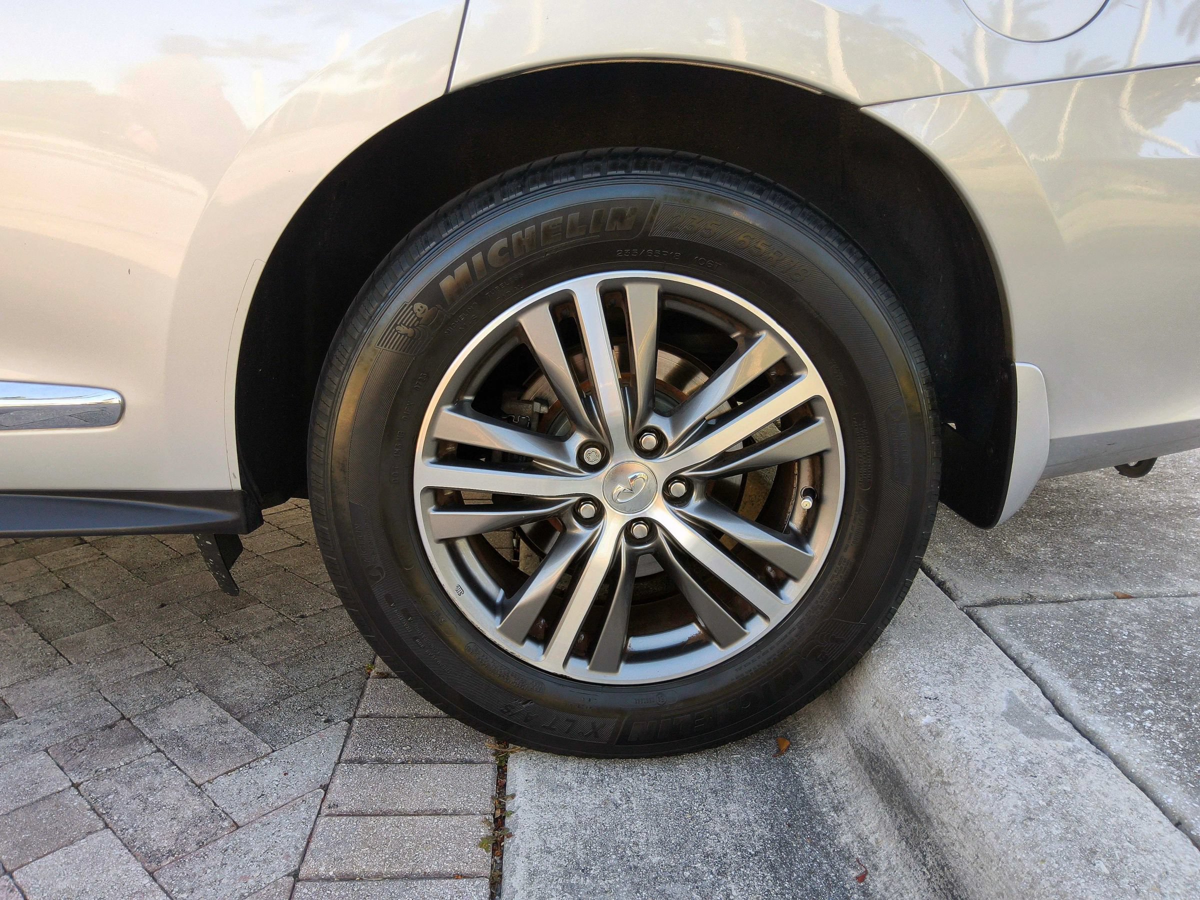 Used 2020 INFINITI QX60 Luxe FWD image 50
