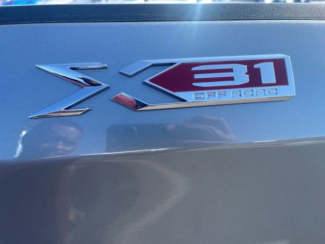 Used 2025 GMC Sierra 1500 SLT w/ SLT Premium Plus Package image 16