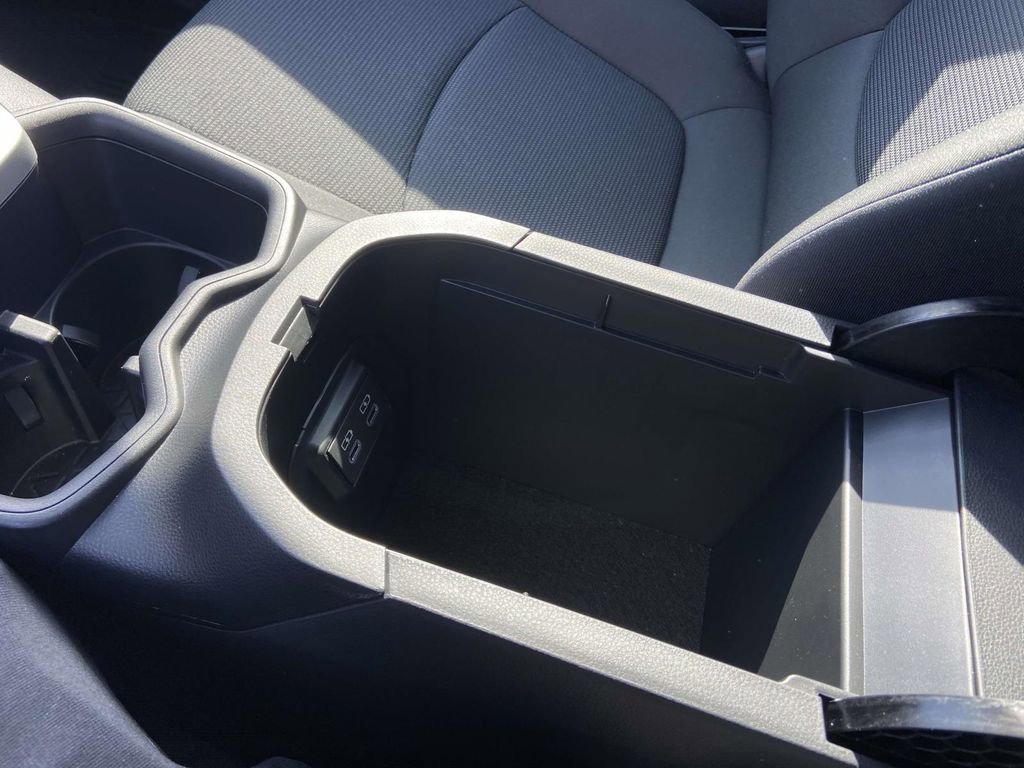 Used 2025 Toyota RAV4 LE image 25