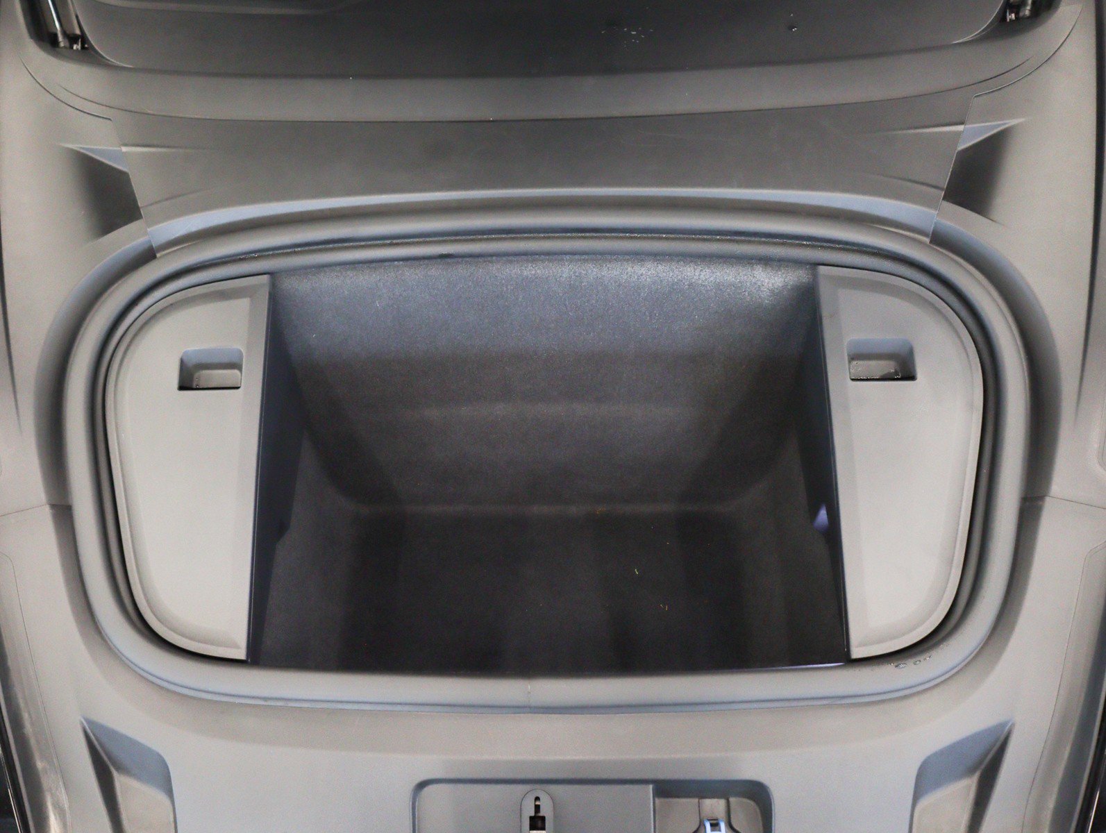 Used 2021 Porsche Taycan Turbo image 30