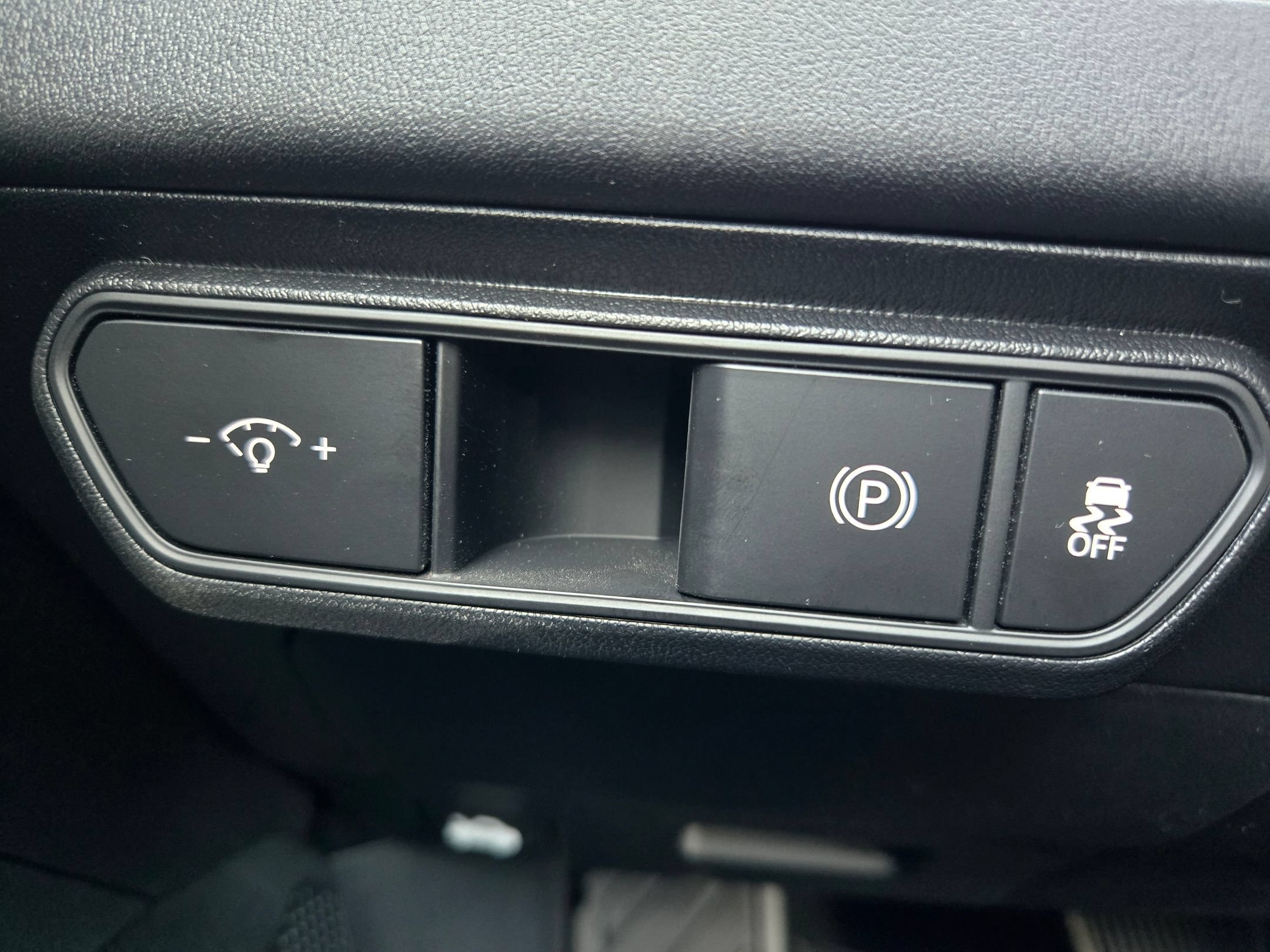 New 2026 Kia K4 FWD image 24