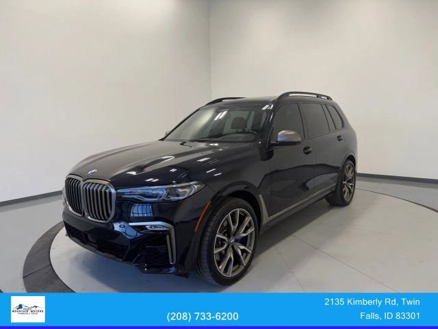 Used 2020 BMW X7 M50i w/ Dynamic Handling Package image 3