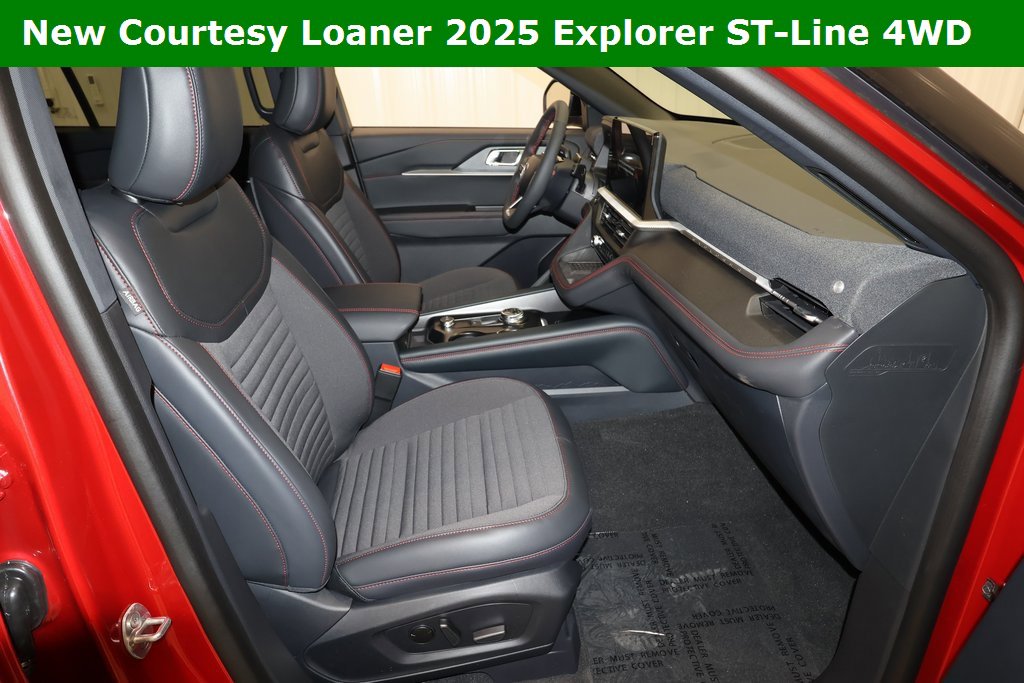 New 2025 Ford Explorer ST-Line w/ Premium Package image 18
