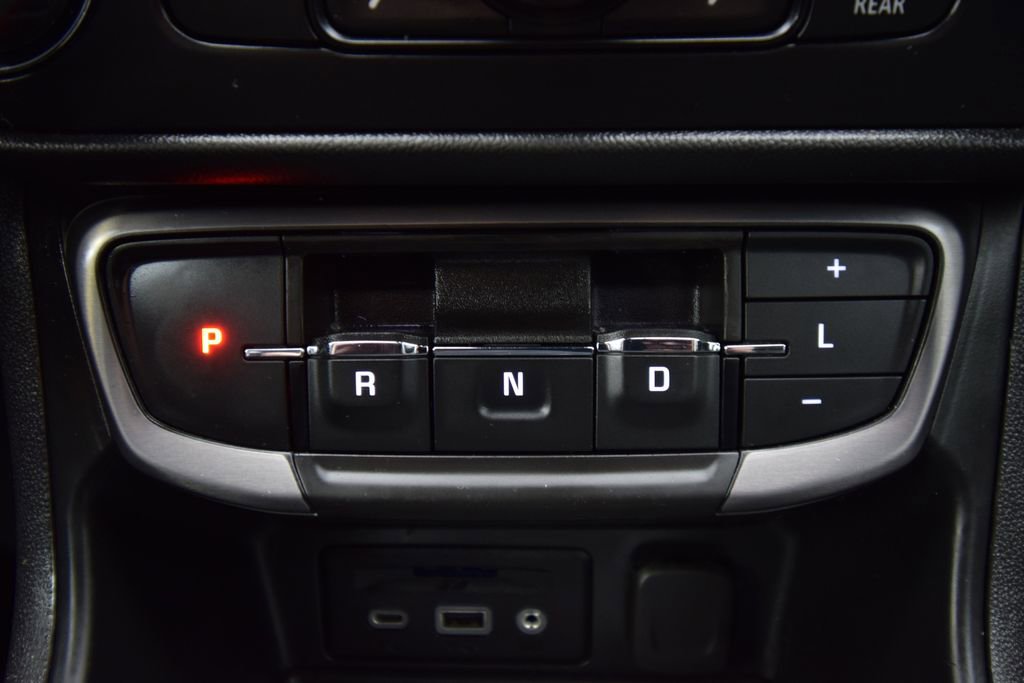 Used 2023 GMC Terrain AT4 image 22