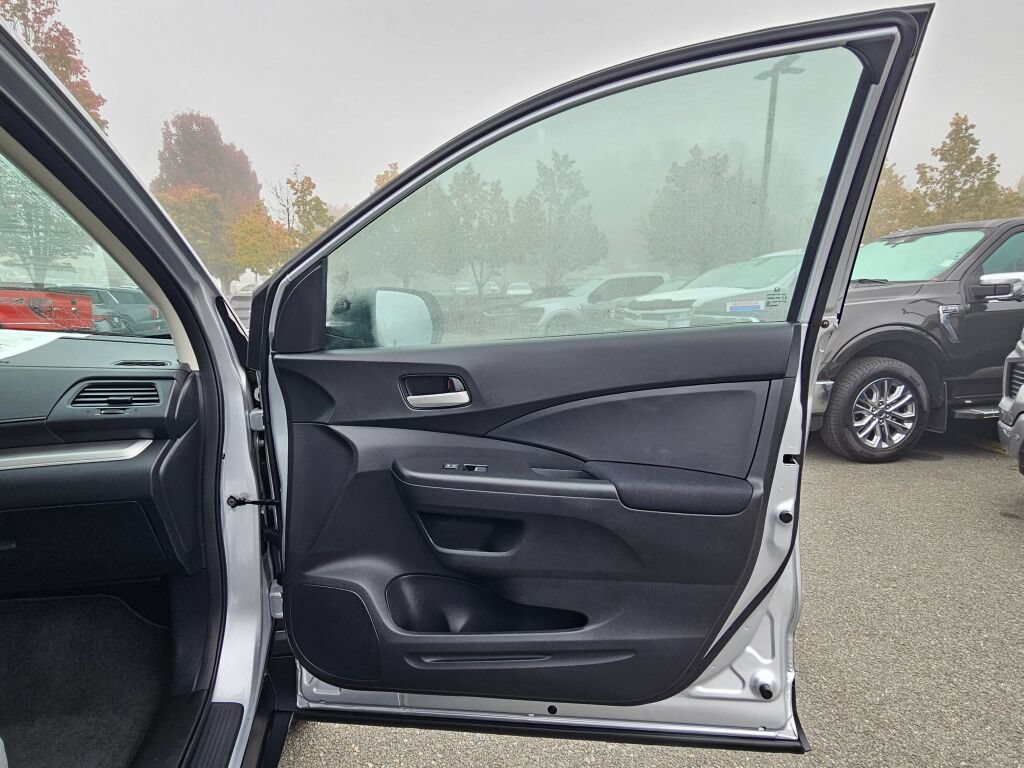 Used 2016 Honda CR-V LX image 30