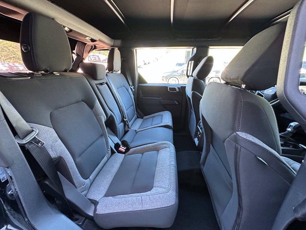 New 2026 Ford Bronco 4-Door AWD/4WD image 23
