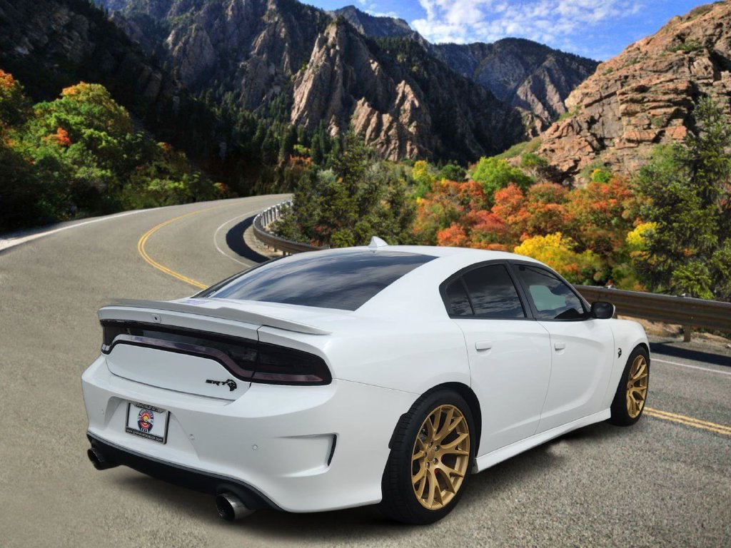 Used 2016 Dodge Charger SRT Hellcat w/ Harman/Kardon Audio Group RWD image 3