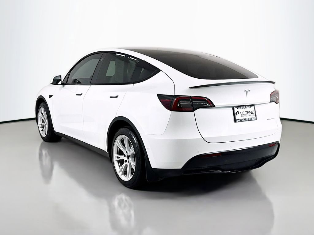 Used 2021 Tesla Model Y Long Range image 9