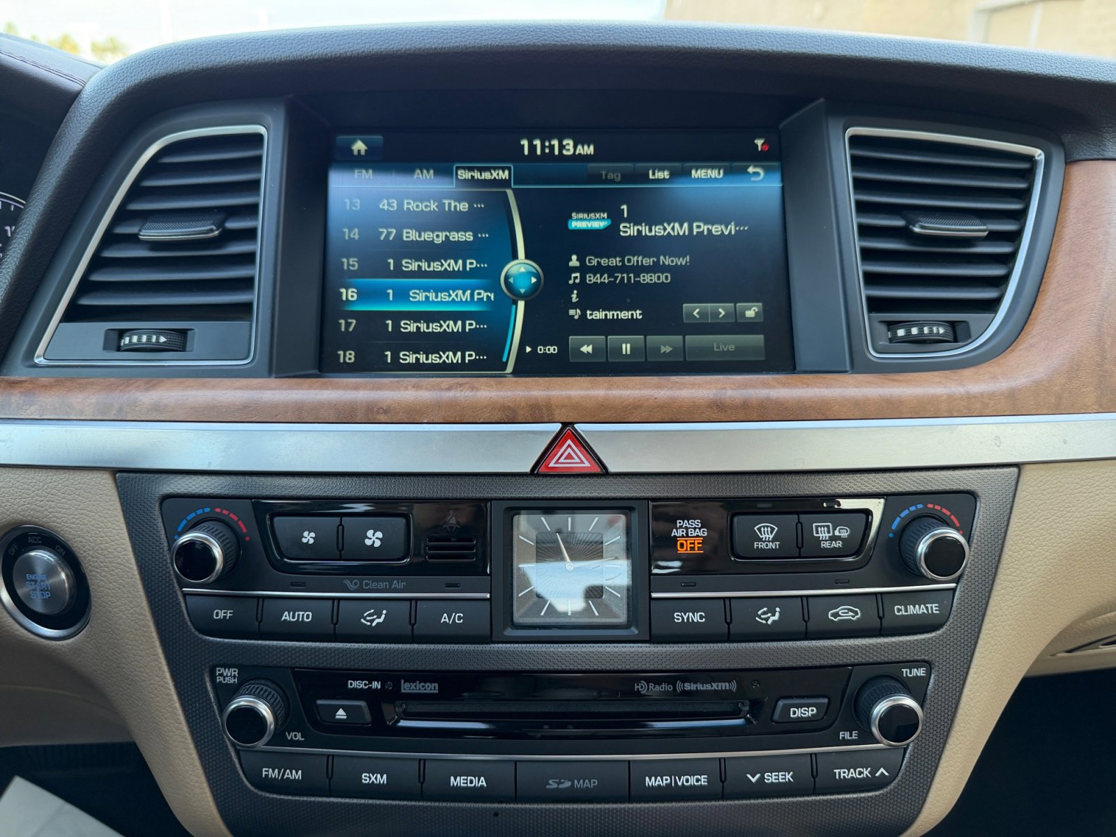 Used 2015 Hyundai Genesis 3.8 w/ Option Group 04 image 12