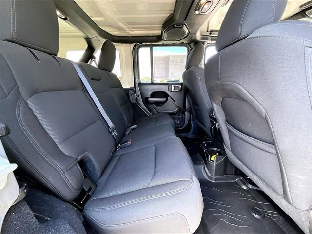 Used 2023 Jeep Wrangler Unlimited Sport AWD/4WD image 16