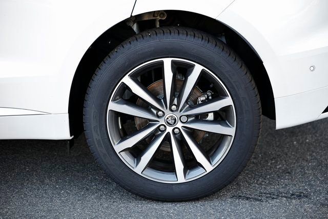 New 2026 Jaguar F-PACE R-Dynamic S AWD/4WD image 6