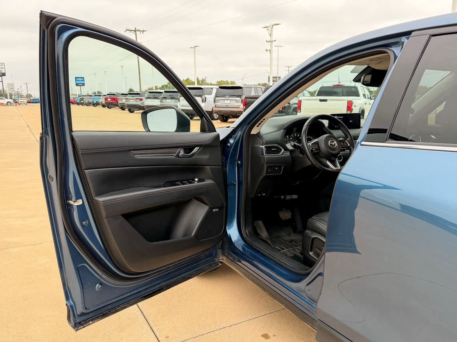 Used 2023 MAZDA CX-5 AWD 2.5 S w/ Premium Plus Pkg image 10